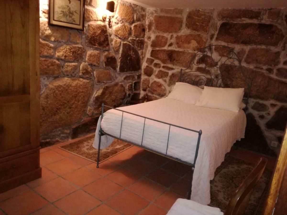 הוילה Figueiro Casa Da Costeira מראה חיצוני תמונה