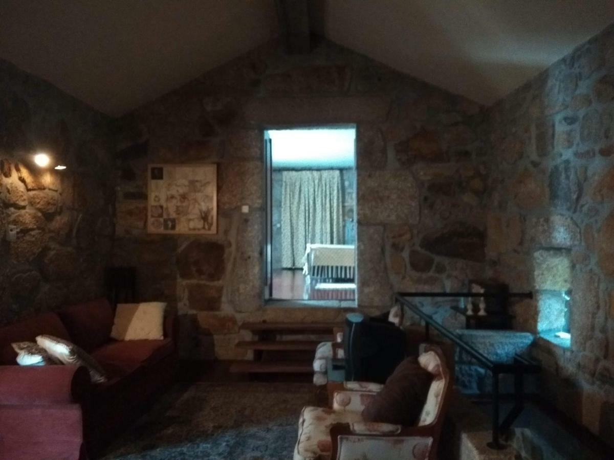 הוילה Figueiro Casa Da Costeira מראה חיצוני תמונה