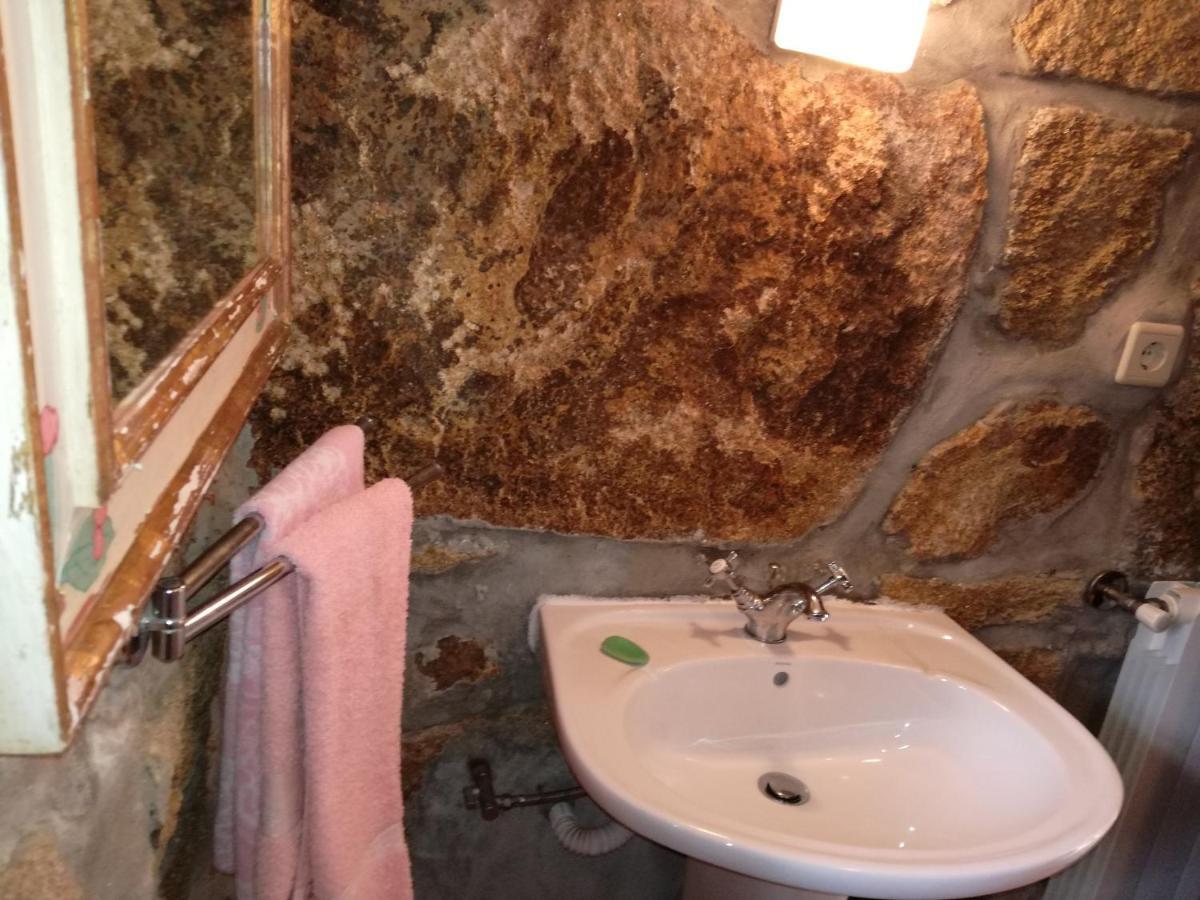 הוילה Figueiro Casa Da Costeira מראה חיצוני תמונה